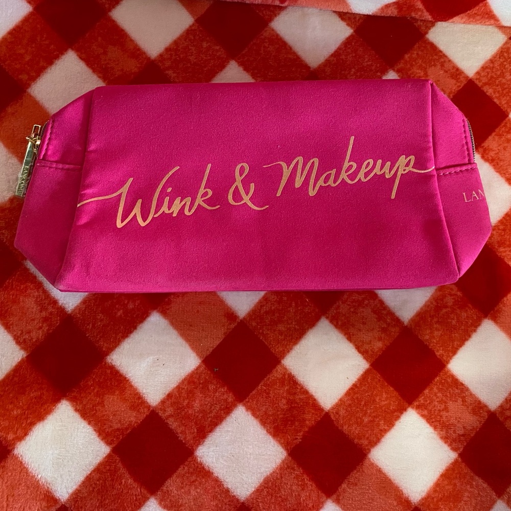 NWOT Cosmetics Bag